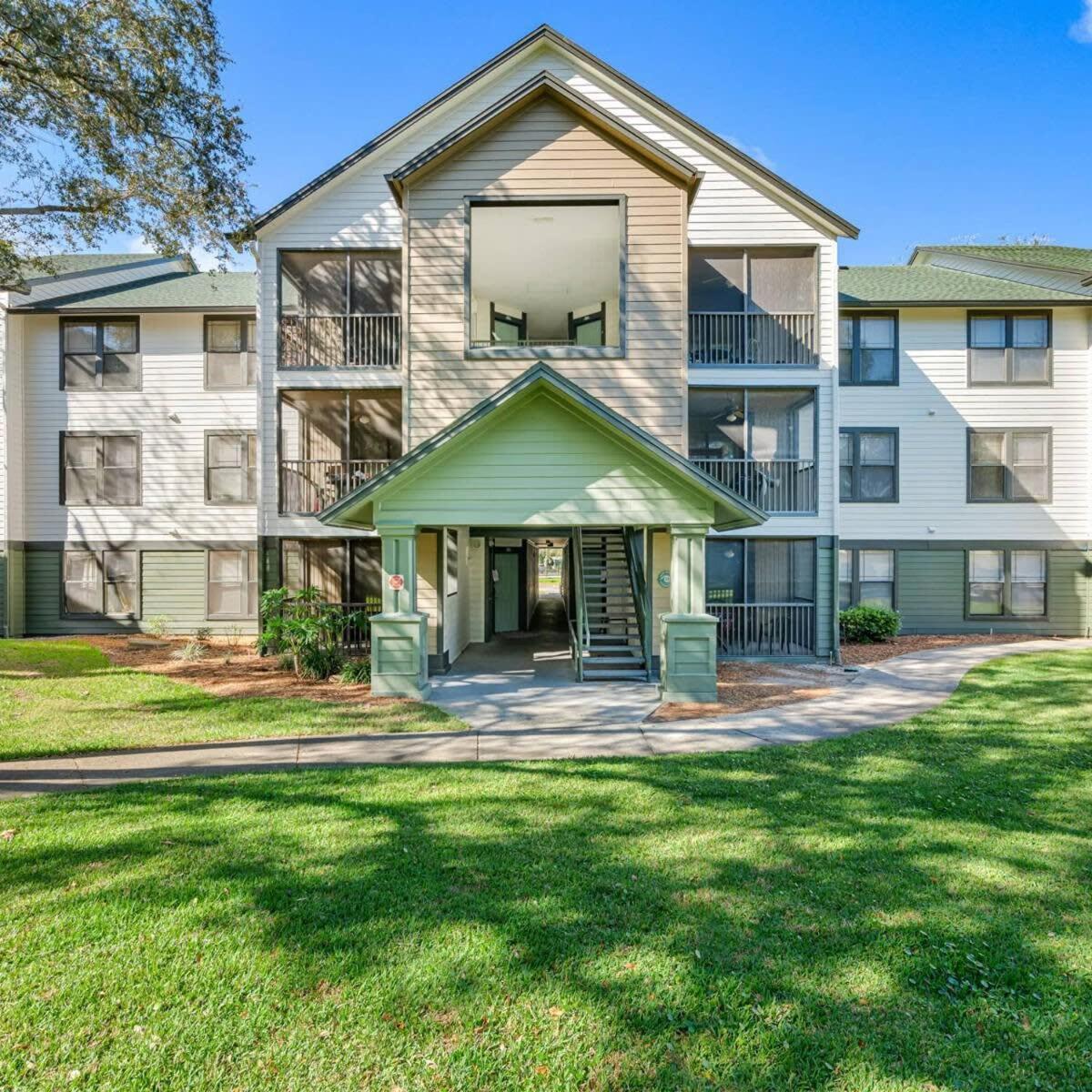 Budget Friendly Sleeps 8 Discounts Available Tampa Bagian luar foto